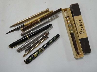 Lot 2602 - Selection of pens inc. Parker