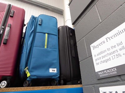 Lot 3340 - 4 mixed style suitcase sets