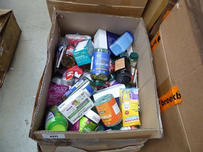 Lot 3377 - Large box of various vitamins