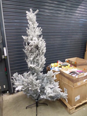 Lot 3380 - Pre-lit Christmas tree