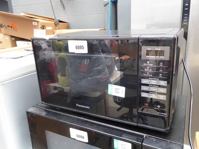 Lot 6005 - Panasonic black microwave