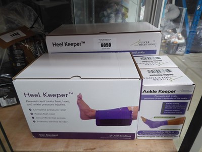 Lot 6050 - 2 Heel keepers, plus 2 Ankle Keepers