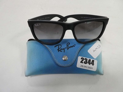 Lot 2344 - Pair of RayBan sunglasses with case