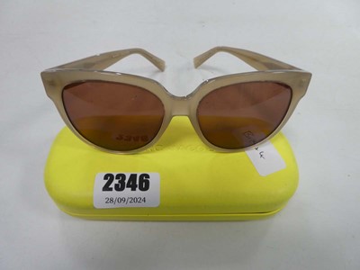 Lot 2346 - Pair of marc Jacobs sunglasses with case