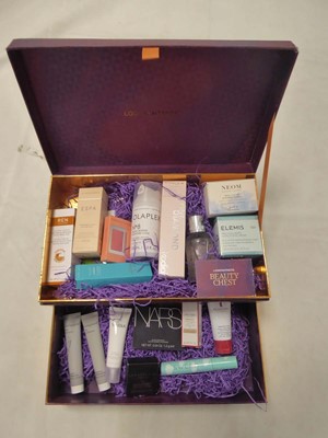 Lot Look Fantastic beauty chest gift box including...