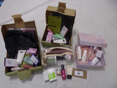 Lot Selection of cosmetic gift sets to include 2x...