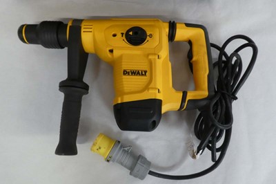 Lot Cased DeWalt D25810 110V SDS Max electric...