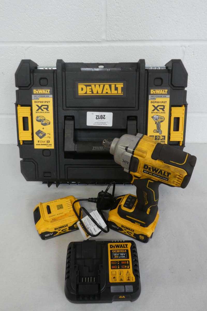 Lot Cased DeWalt DCF891P2T 18V half square drive...