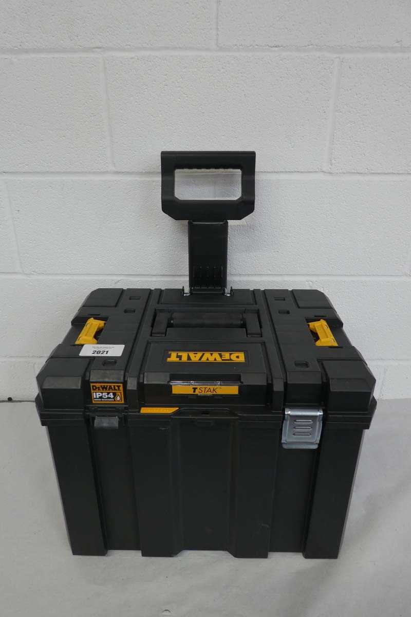 Lot DeWalt T STAK 2 wheel mobile toolbox/ trolley