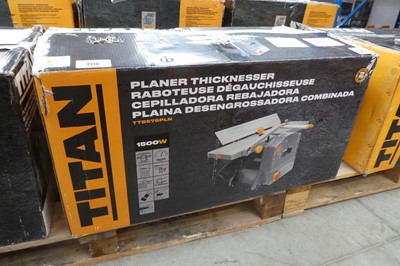 Lot Titan 240V planer thicknesser (TTB579PLN)