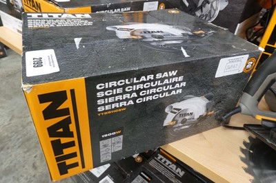 Lot Titan 240V circular saw (TTB8774CSW)