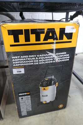 Lot Titan 40L wet and dry vacuum cleaner (TTB777VAC)