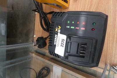 Lot 1 Titan 18V battery charger (TTB804CHR)