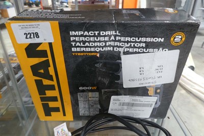 Lot Titan 240V impact drill (TTB877DRH)