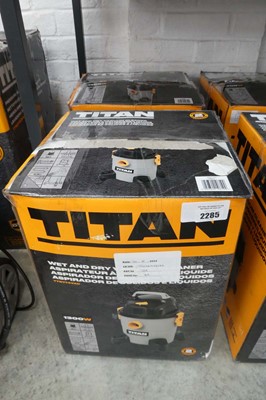 Lot 2 Titan 16L wet and dry vacuum cleaners...