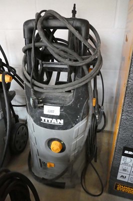 Lot 2315 - Titan TTB2200PRW electric pressure washer with...