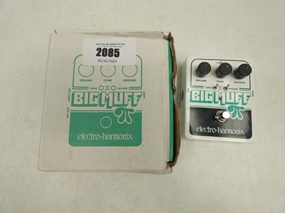 Lot 2085 - Electro-Harmonix BigMuff effects pedal