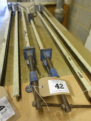 Lot 42 - Pair of Record 136 4ft T-bar sash cramps