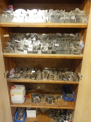 Lot 85 - 2 Whitehill serrated spindle moulder blocks...