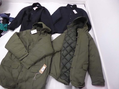 Lot 3582 - 4x Nike jackets in various styles