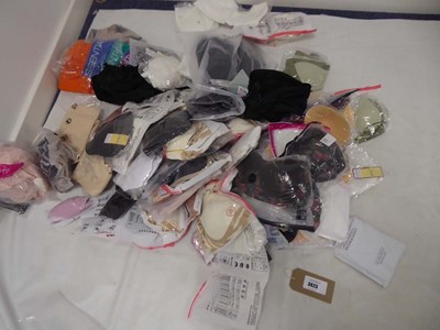 Lot 3623 - Selection of mixed underwear