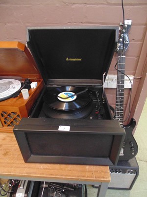 Lot 7 - A modern Steepletone travelling record player