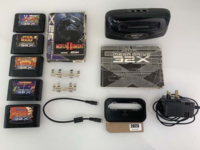 Lot Sega 32X together with 5x games to include...