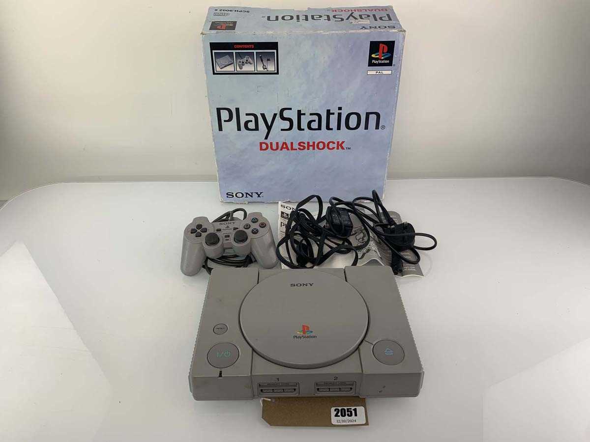 Lot Sony PlayStation 1, boxed