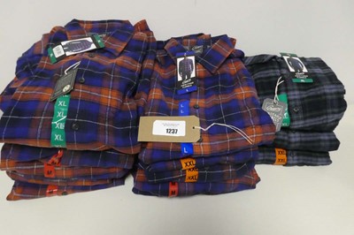 Lot 1237 - Approx. 15 men's Grayers heritage flannel shirts.