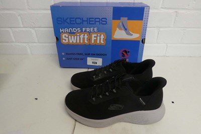 Lot 1124 - A boxed pair of men's Skechers hands free...