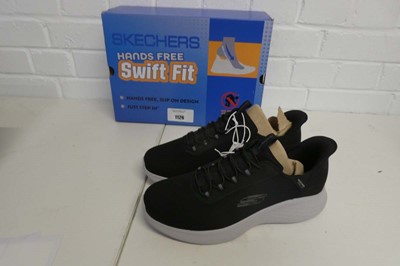 Lot 1126 - A boxed pair of men's Skechers hands free...