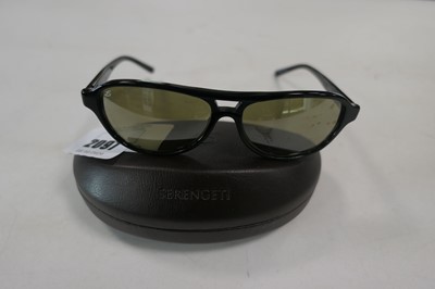 Lot 2097 - Serengeti sunglasses with case