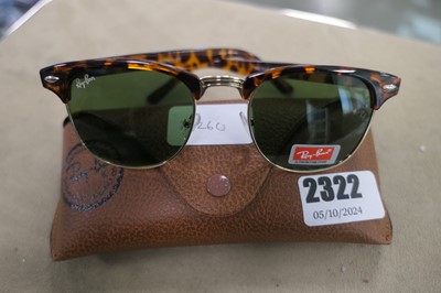 Lot 2322 - Pair of Rayban sunglasses in a case