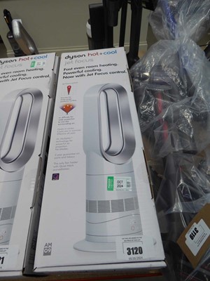 Lot 3120 - Dyson Hot and Cold Jet Focus M09 fan with remote