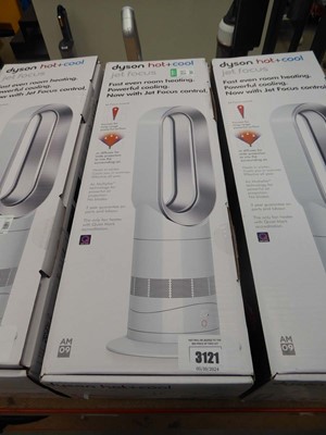 Lot 3121 - Dyson Hot and Cold Jet Focus M09 fan, no remote