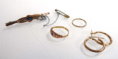 Lot A 22ct yellow gold ring set blue stone and two...