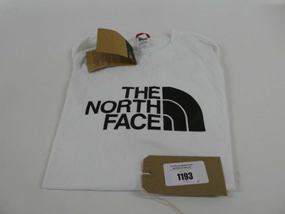 Lot 1193 - The North Face t shirt in white. Size: Large.