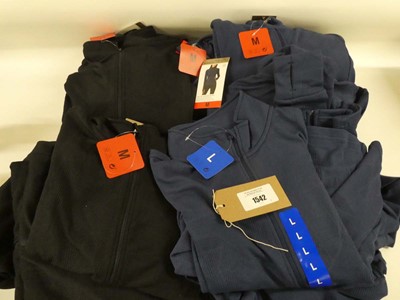 Lot 1542 - Approx. 20 women's full zip jacquard jackets...