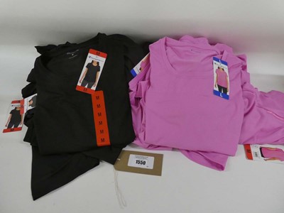 Lot 1550 - Approx. 18 women's t shirts by Champion.