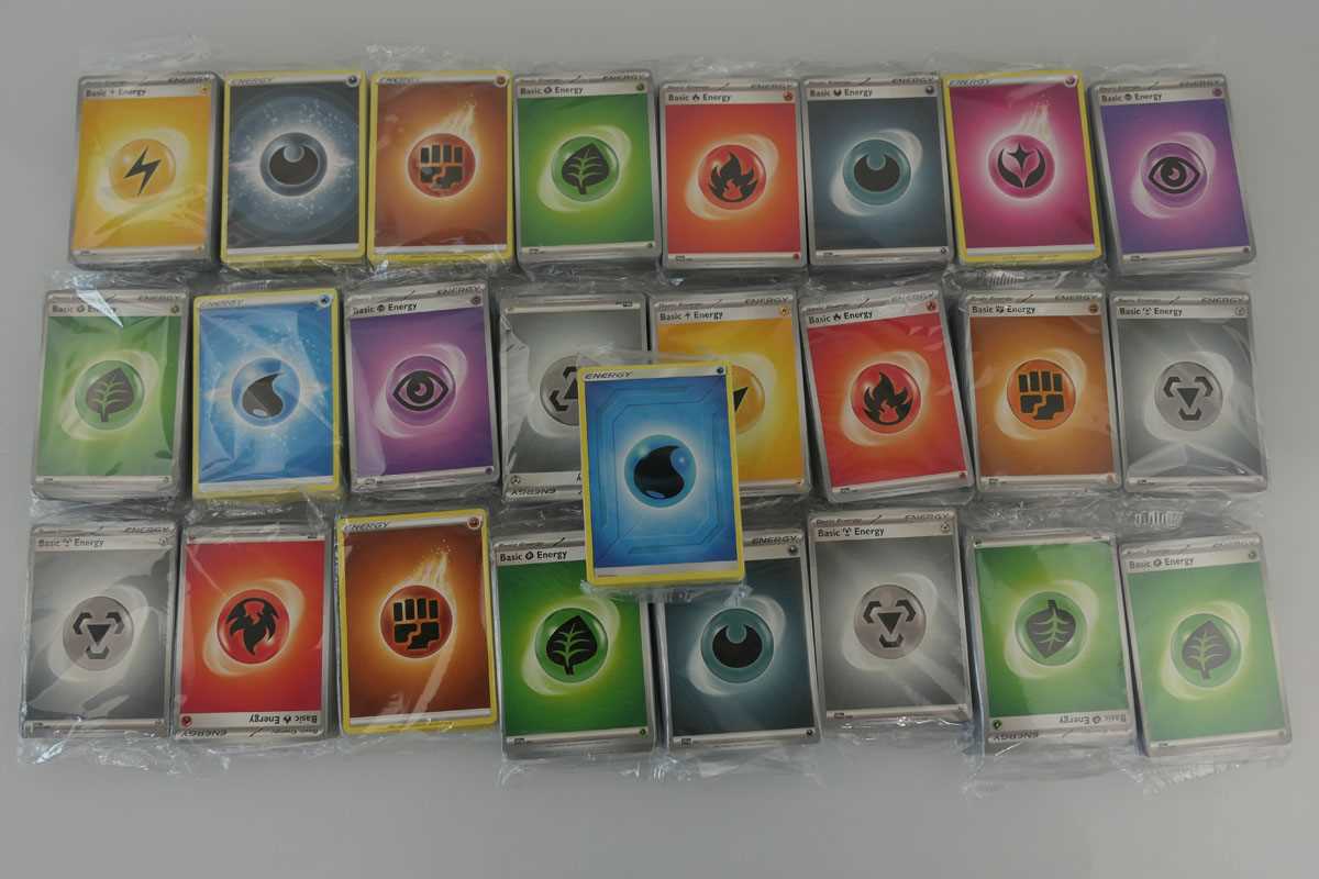 Lot 25 sealed 45 card Pokémon energy card packs...