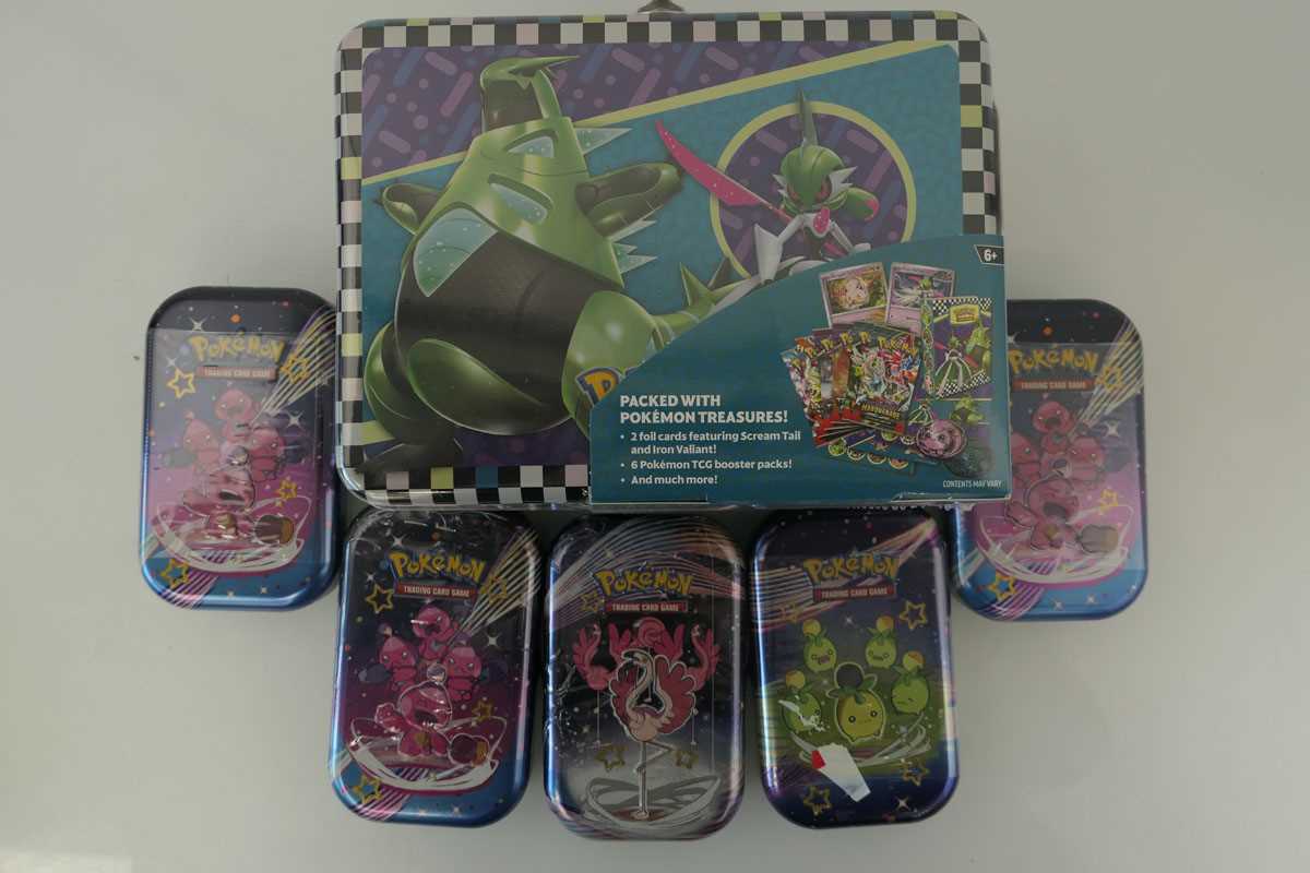 Lot Pokémon TCG Twilight Masquerade treasure chest...