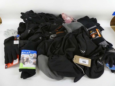 Lot 1349 - Mixed lot of adults socks, gloves, balaclavas,...