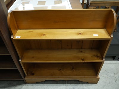 Lot 1076 - 2 open front bookcases, 1 in dark oak and 1 in...