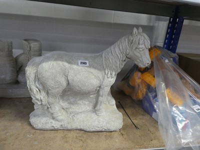 Lot 2143 - Concrete shire horse