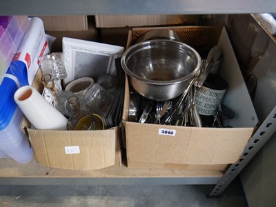 Lot 3040 - 2 boxes of mixed kitchenware incl. drinking...