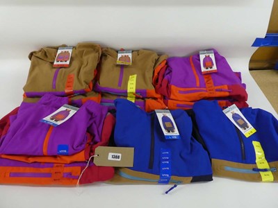 Lot 1388 - Approx. 10 childrens Mondetta pullover jackets