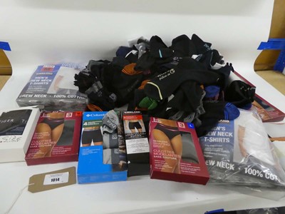 Lot 1014 - Mixed lot of mens and womens underwear, socks...