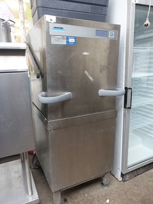 Lot 24 - 61cm Winterhalter PT-N pass through dish washer