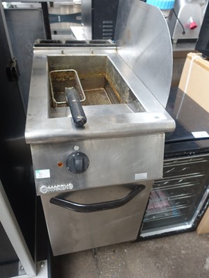 Lot 30 - 40cm electric Mareno single well fryer