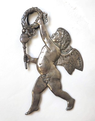 Lot 548 - An oversized silver cherub pendant/decoration,...